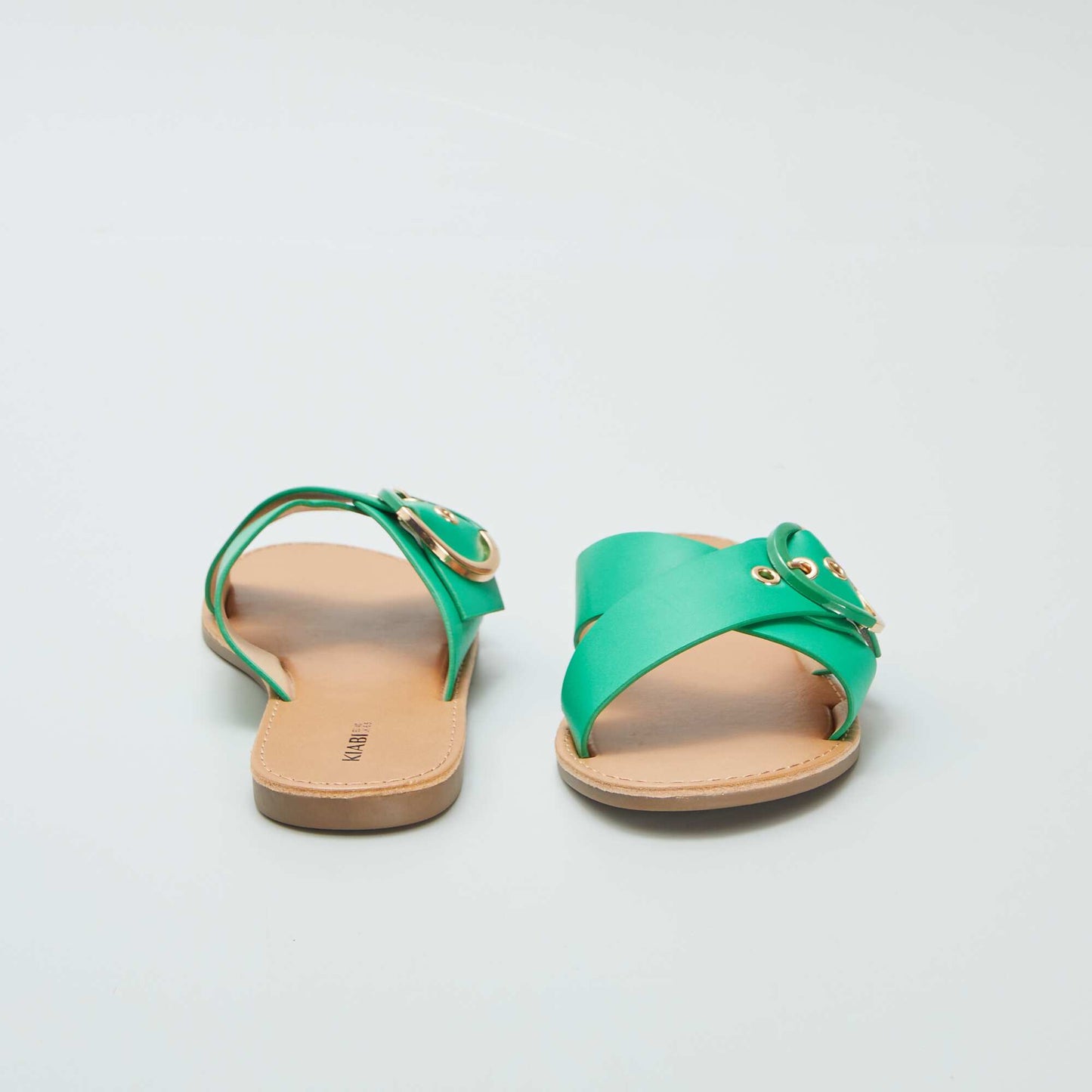 Sandals with crossover straps GREEN