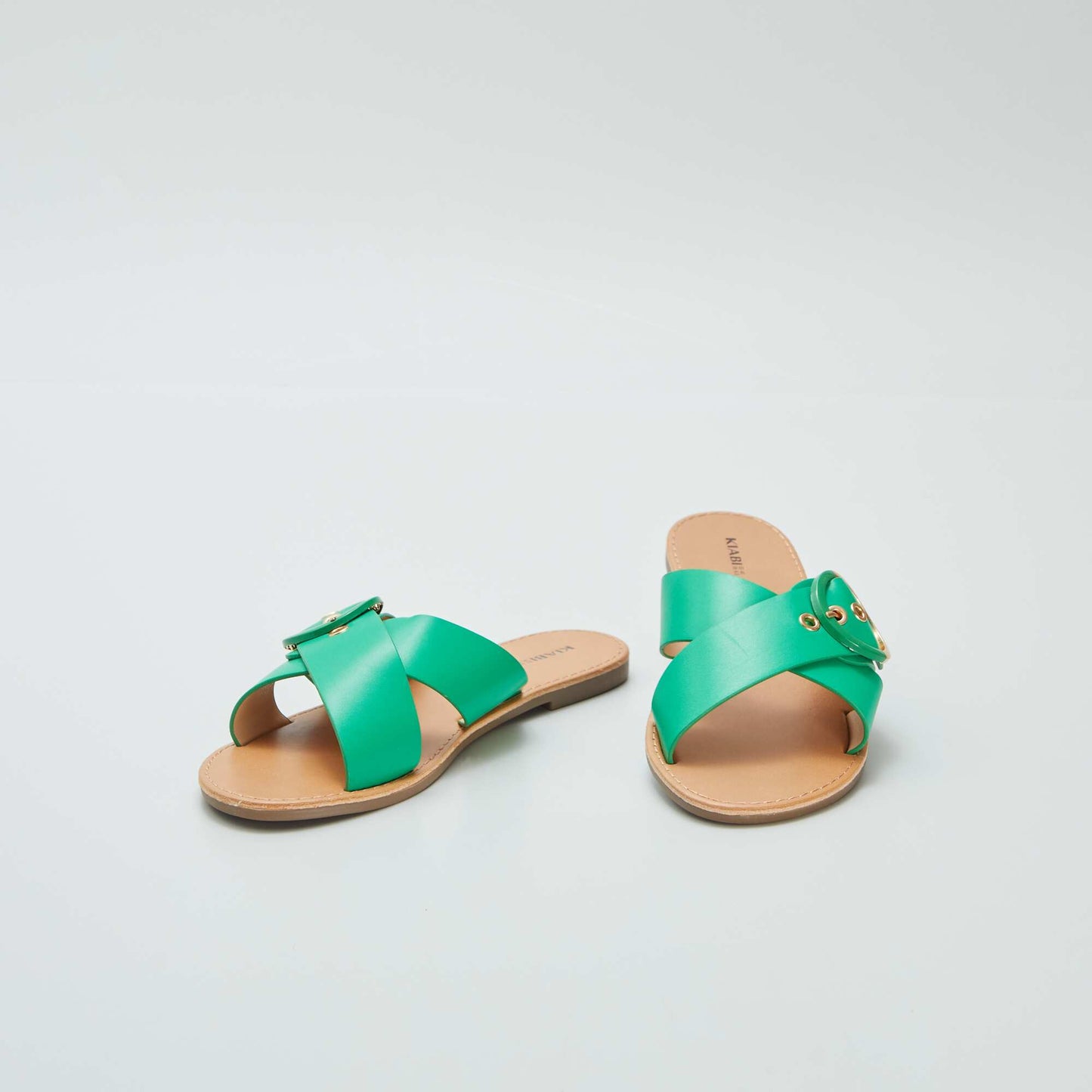 Sandals with crossover straps GREEN