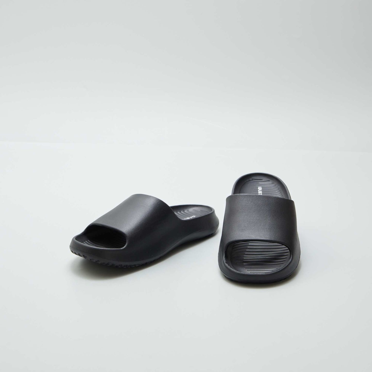 Pool sliders BLACK