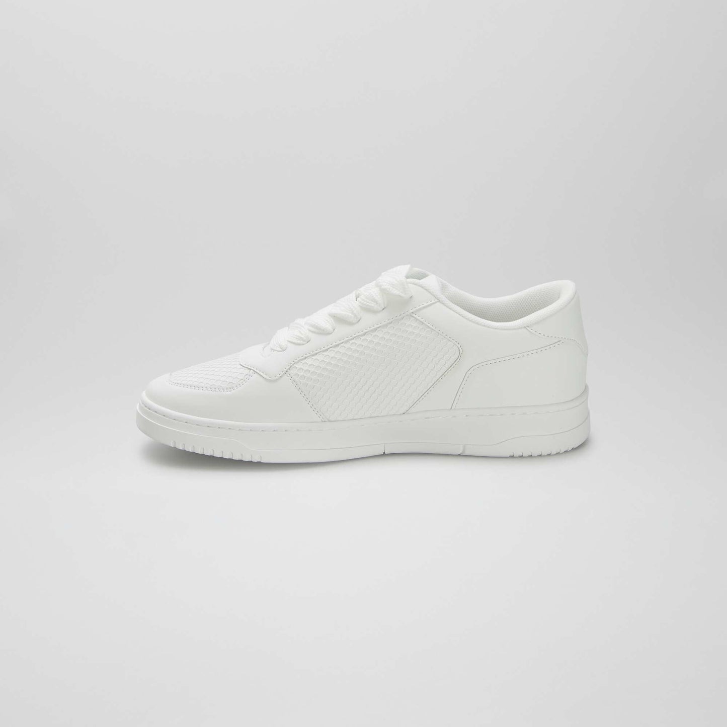 Low-top faux leather trainers WHITE