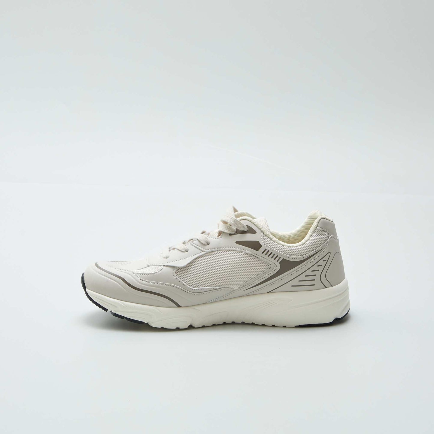 Running shoes BEIGE