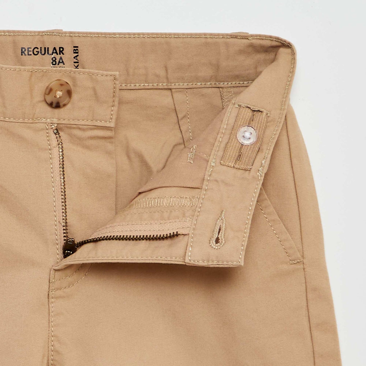 Lightweight Bermuda shorts BEIGE