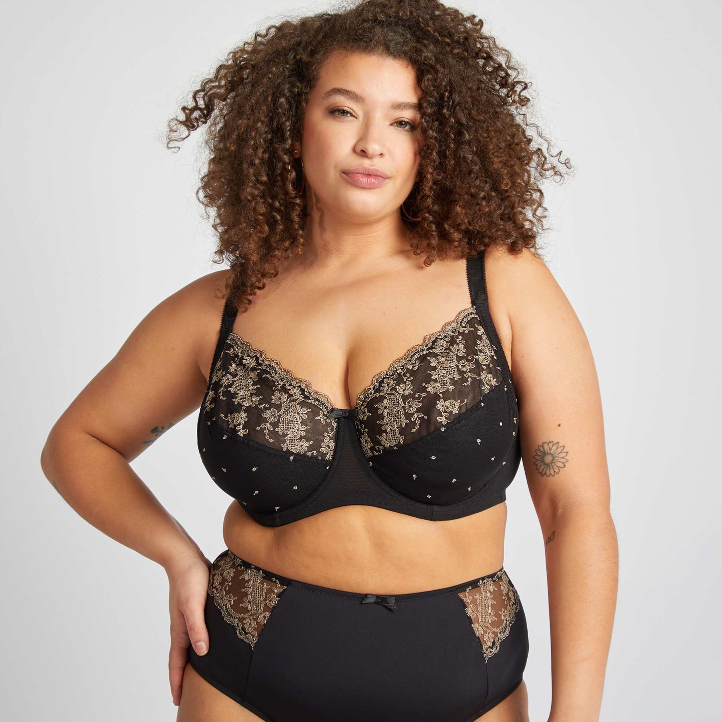 Mesh and embroidered bra BLACK