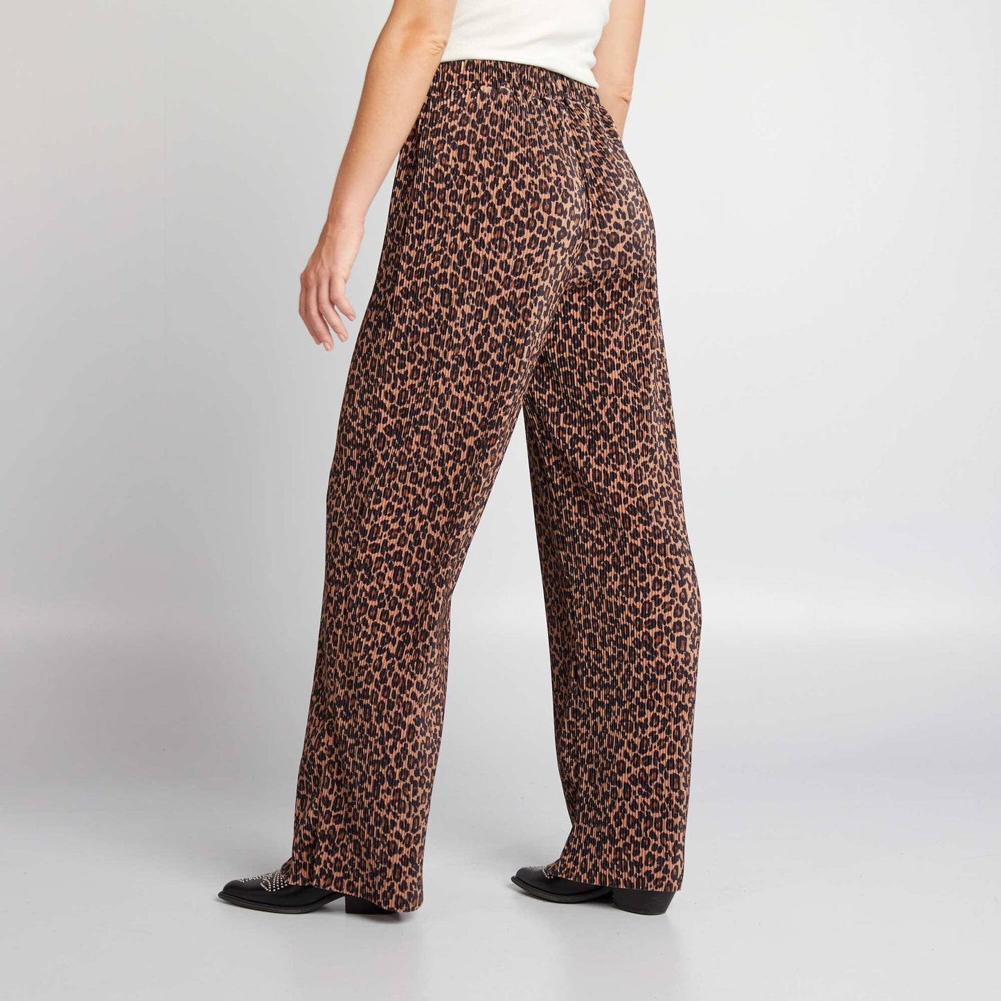 High-waisted wide-leg pleated trousers BROWN