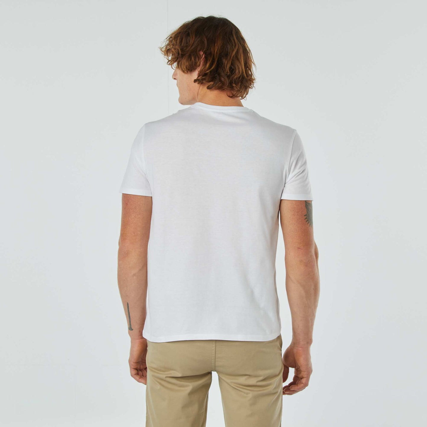 Short-sleeved T-shirt with breast pocket and embroidery WHITE