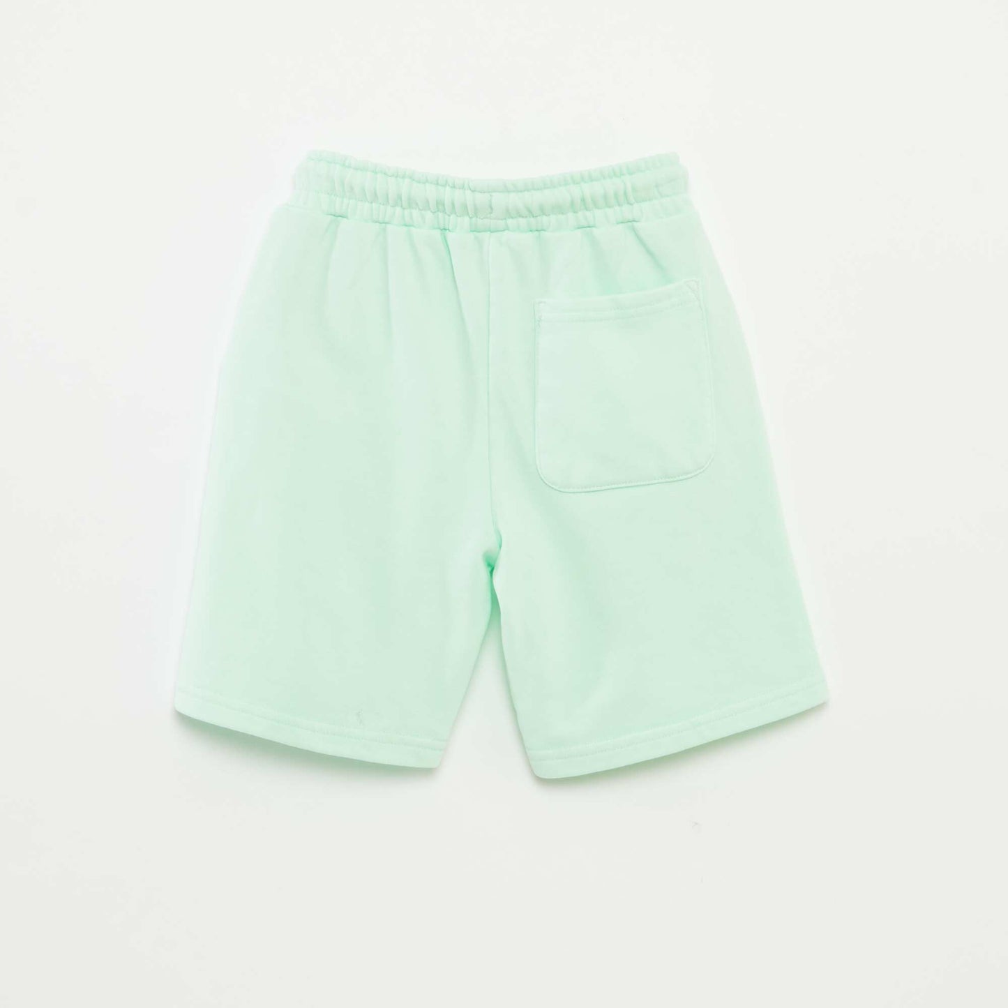 Shorts with large pockets GREEN