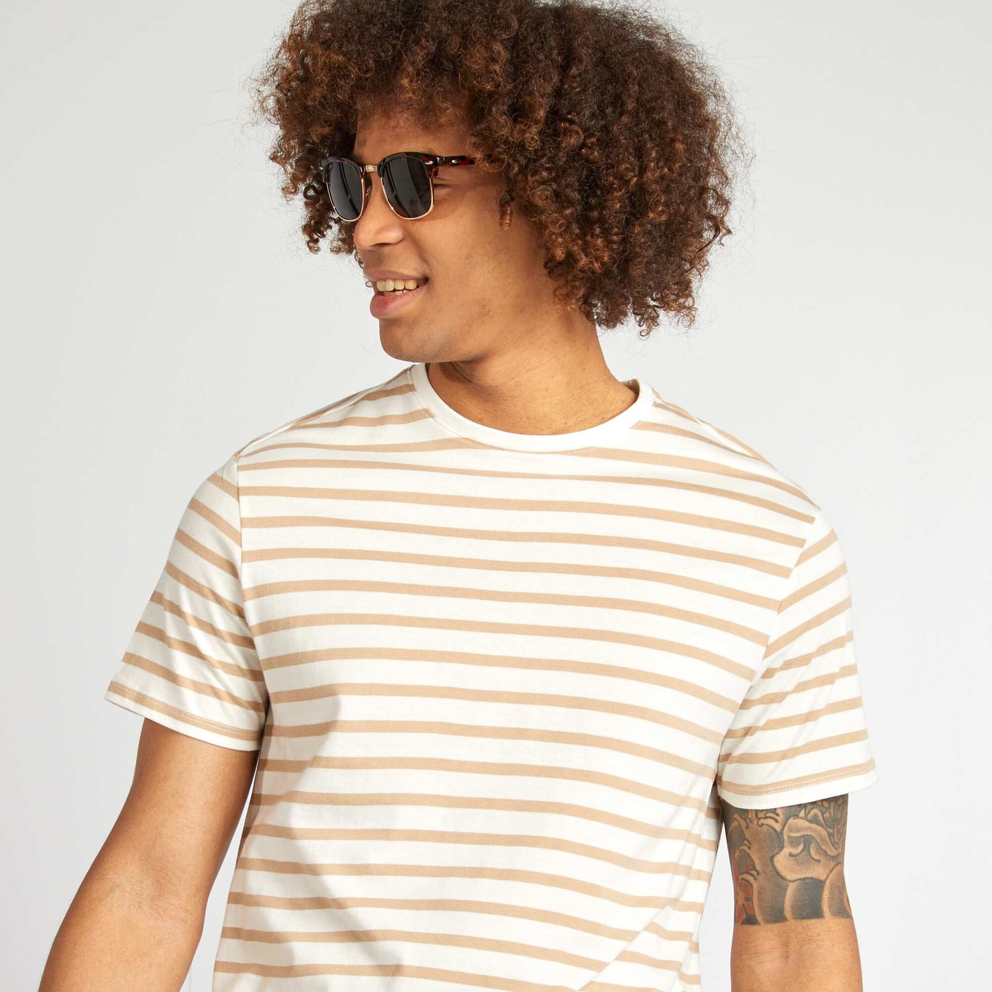 Short-sleeved striped T-shirt with round neck WHITE