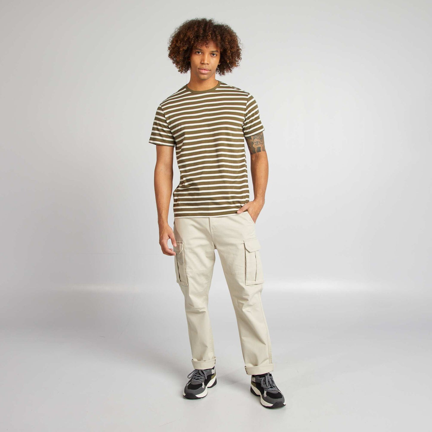 Short-sleeved striped T-shirt with round neck KHAKI