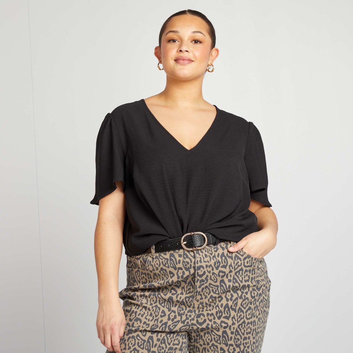 Plain short-sleeved blouse BLACK