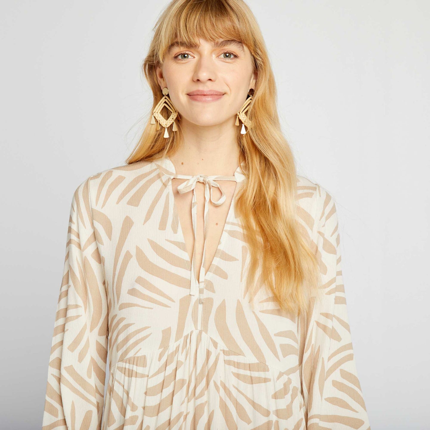 Long patterned dress with grandad collar BEIGE