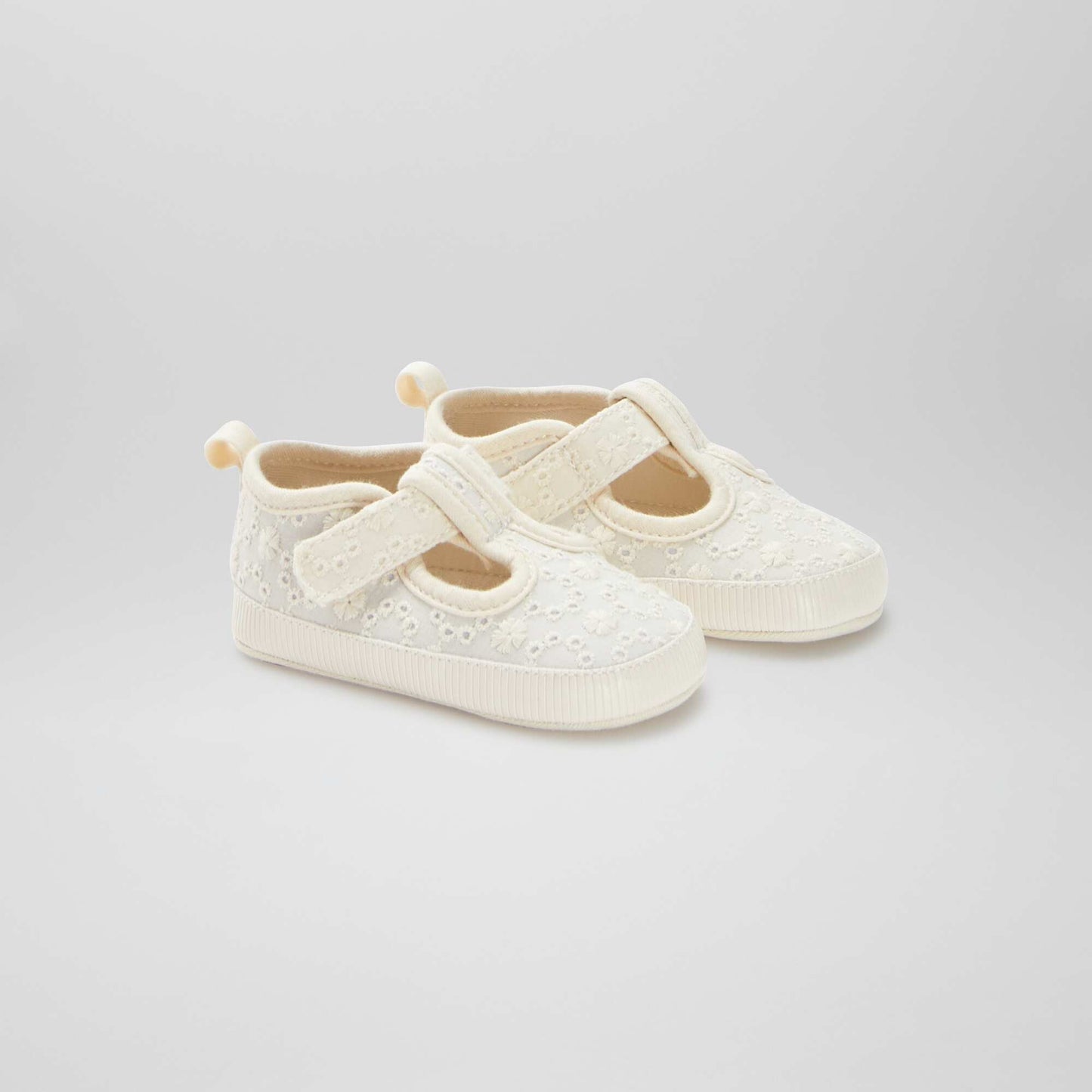 Trainer-style slippers with broderie anglaise BEIGE