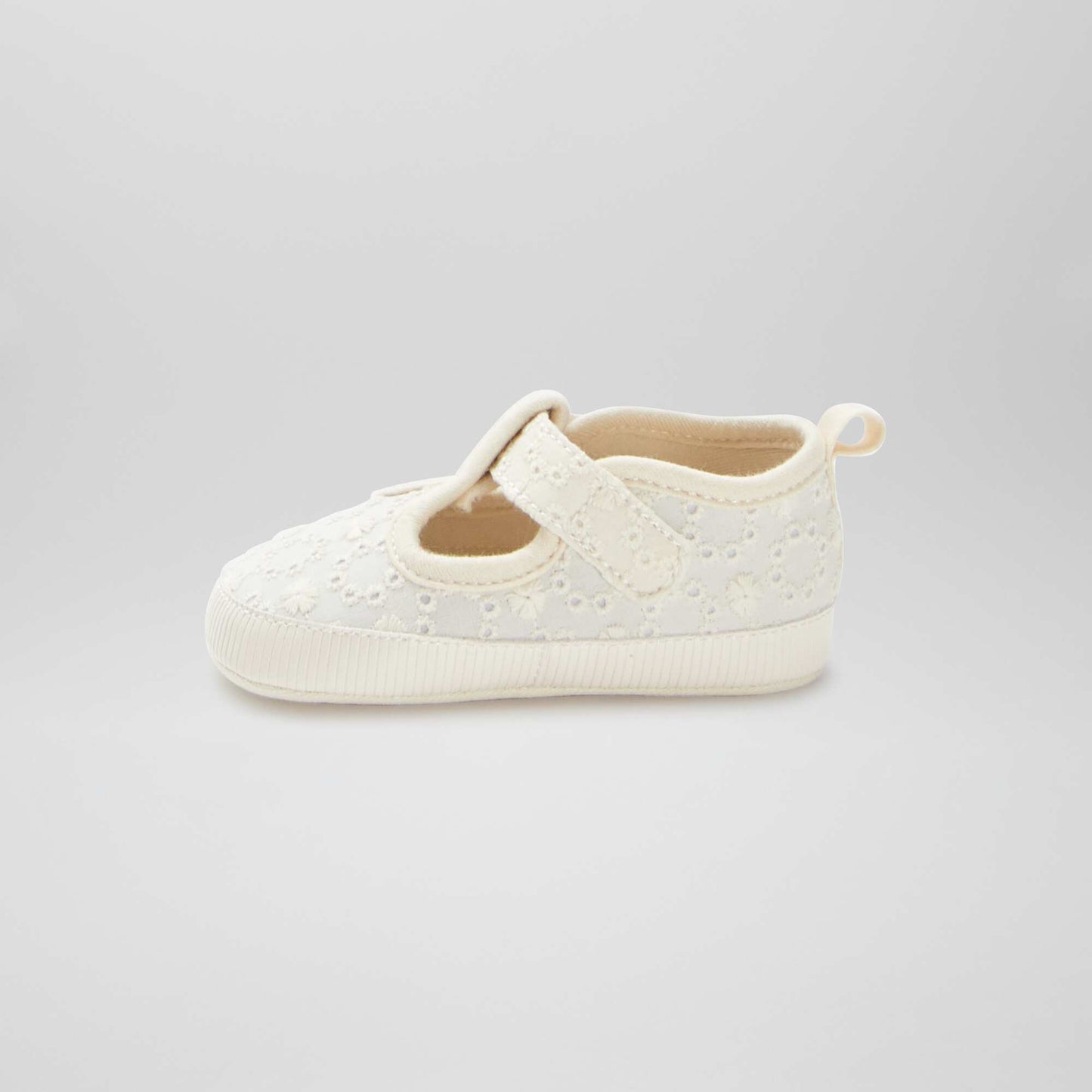 Trainer-style slippers with broderie anglaise BEIGE