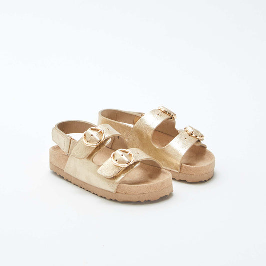 Shiny sandals with flower buckles BEIGE