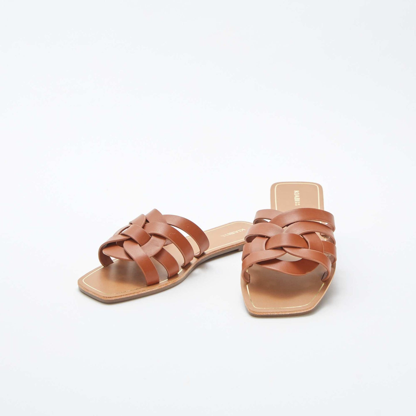 Sandals with crossover straps BROWN