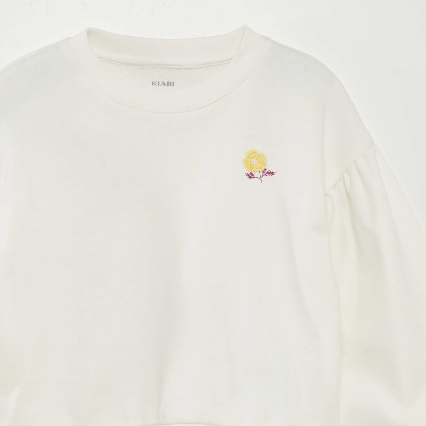 Sweatshirt with embroidery on the chest WHITE