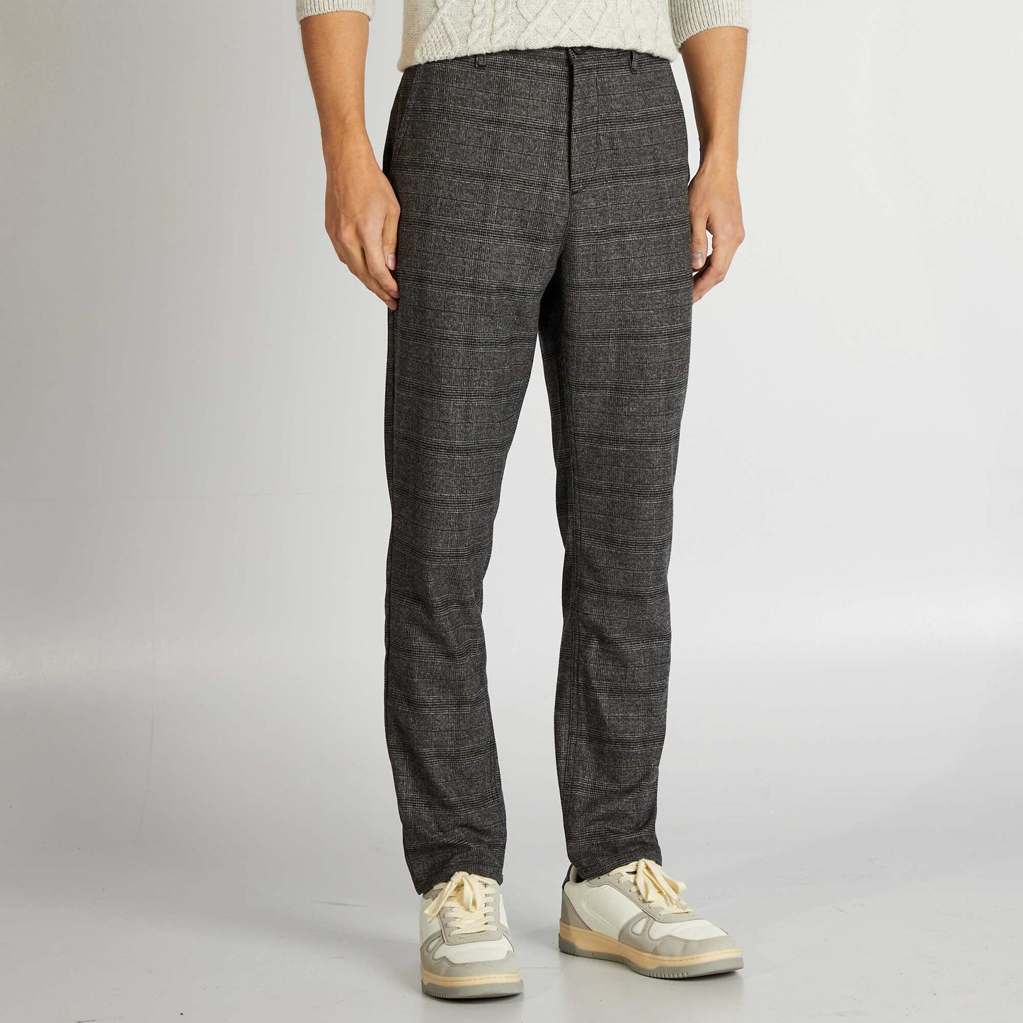 Checked chinos GREY