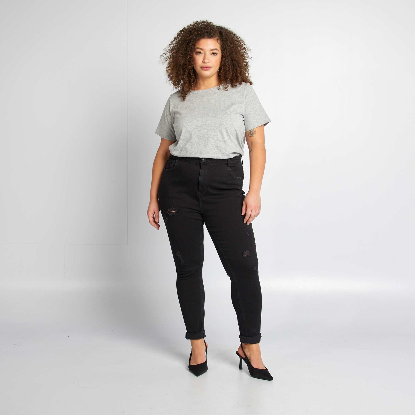 Slim-fit stretch trousers BLACK