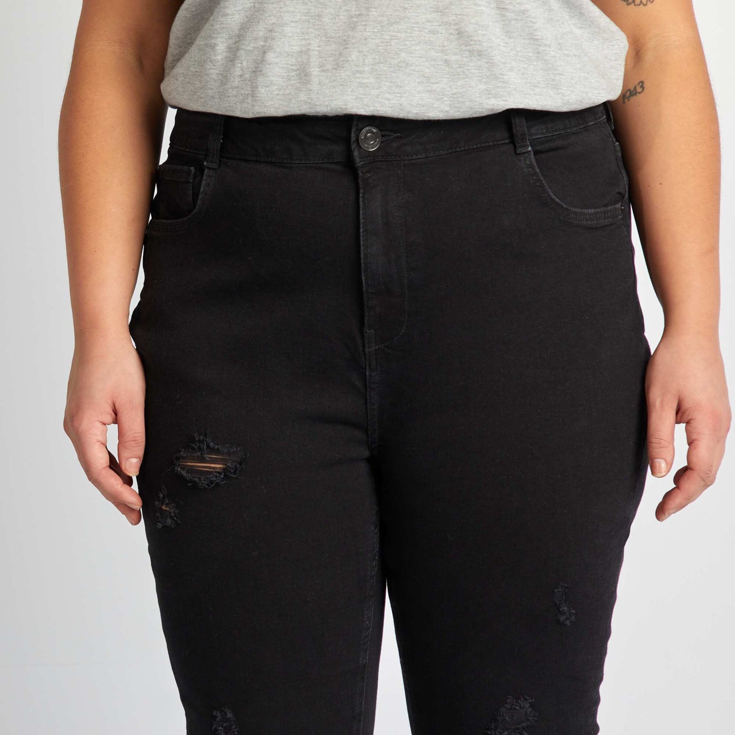 Slim-fit stretch trousers BLACK