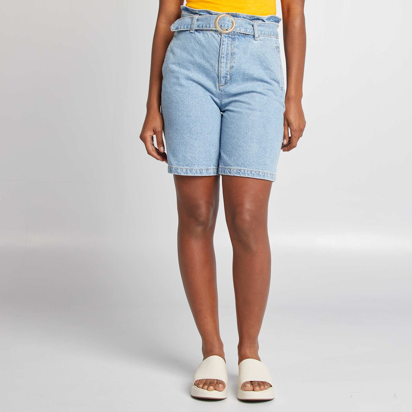 Short denim shorts with buckle belt BLUE