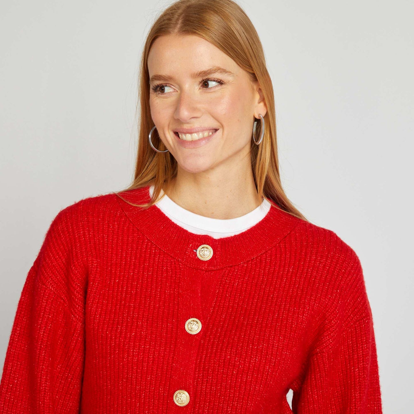 Chunky knit cardigan with gold buttons red