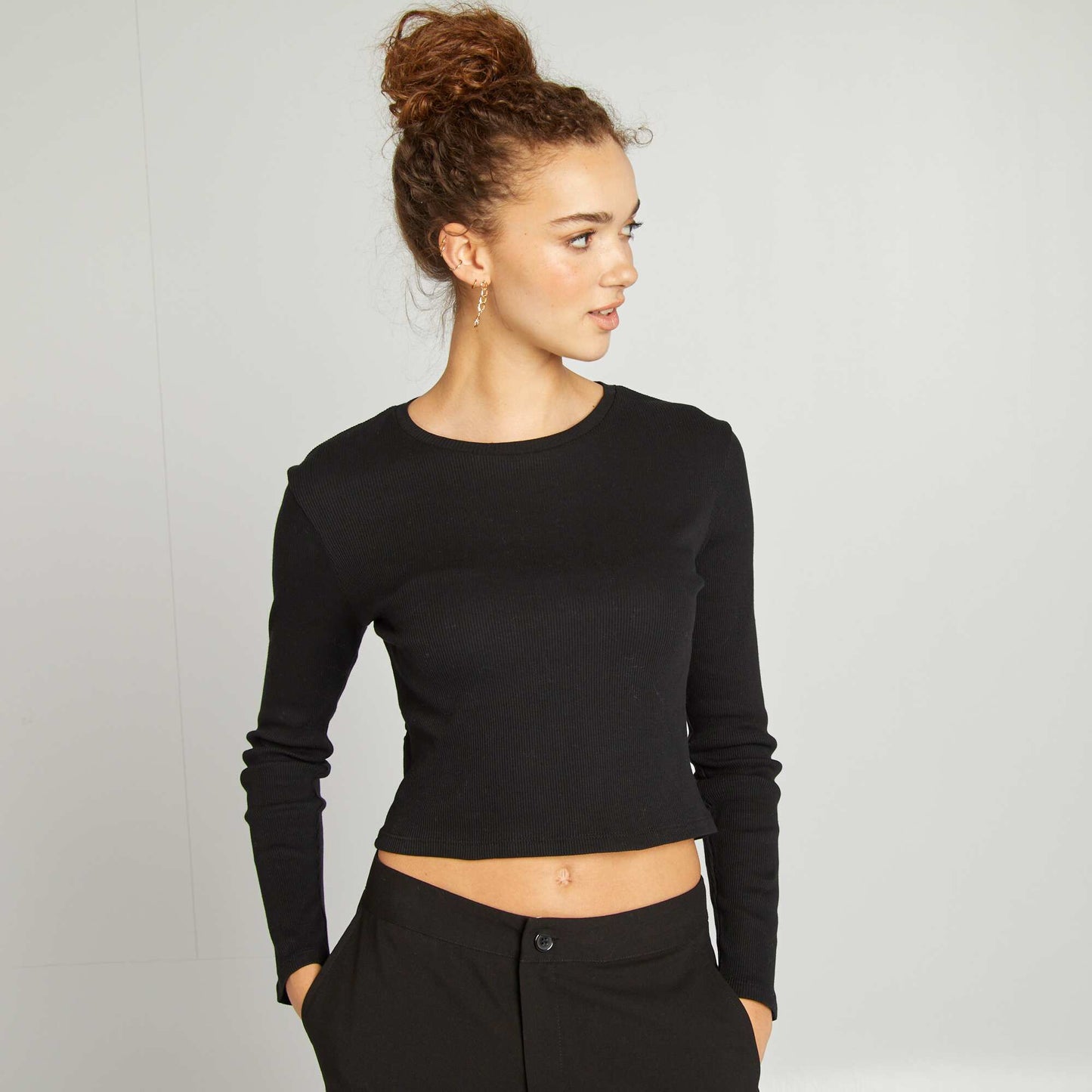 Ribbed T-shirt with long sleeves BLACK