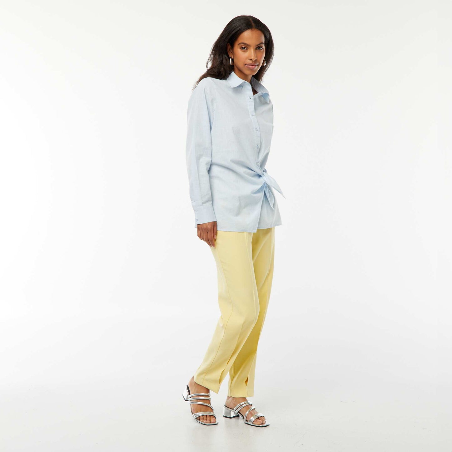 Blouse with shirt collar and bow on the front BLUE