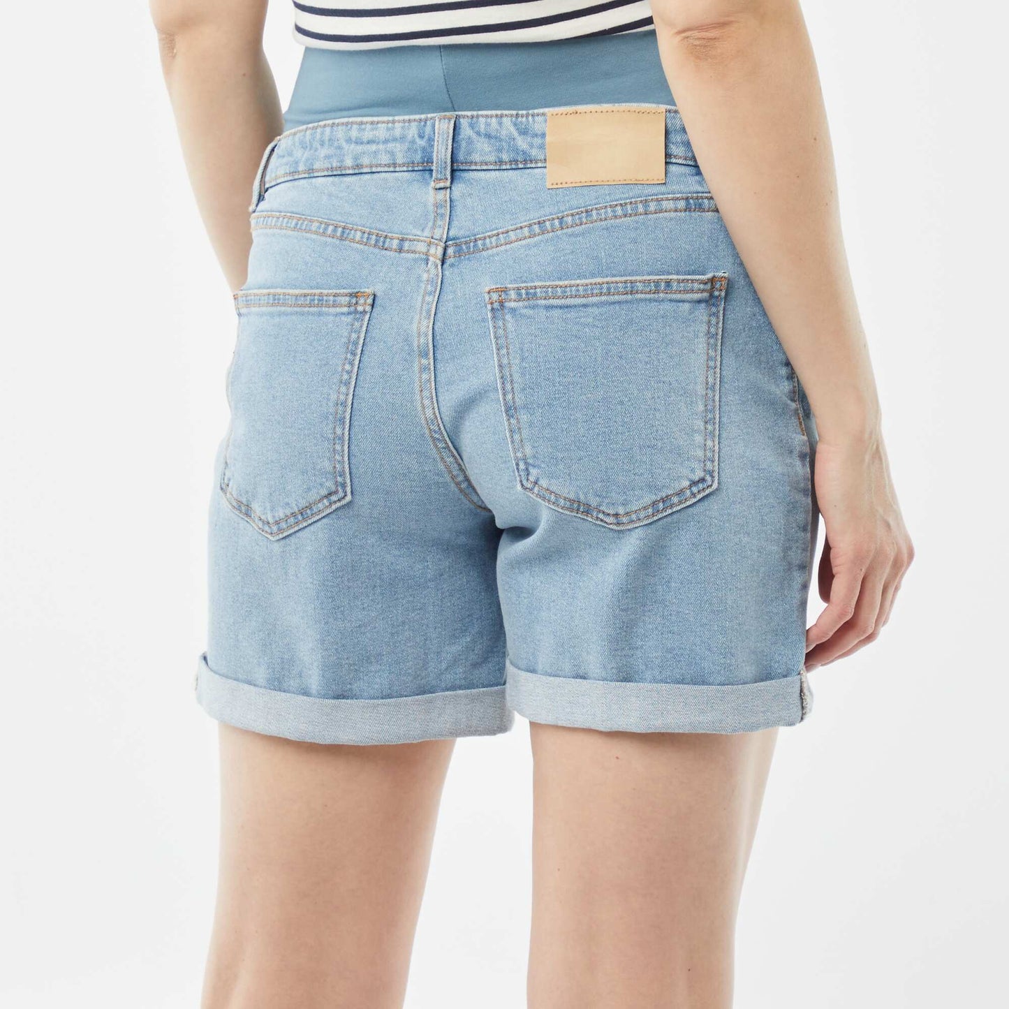 شورت جينز دنيم قصير للحوامل أزرق