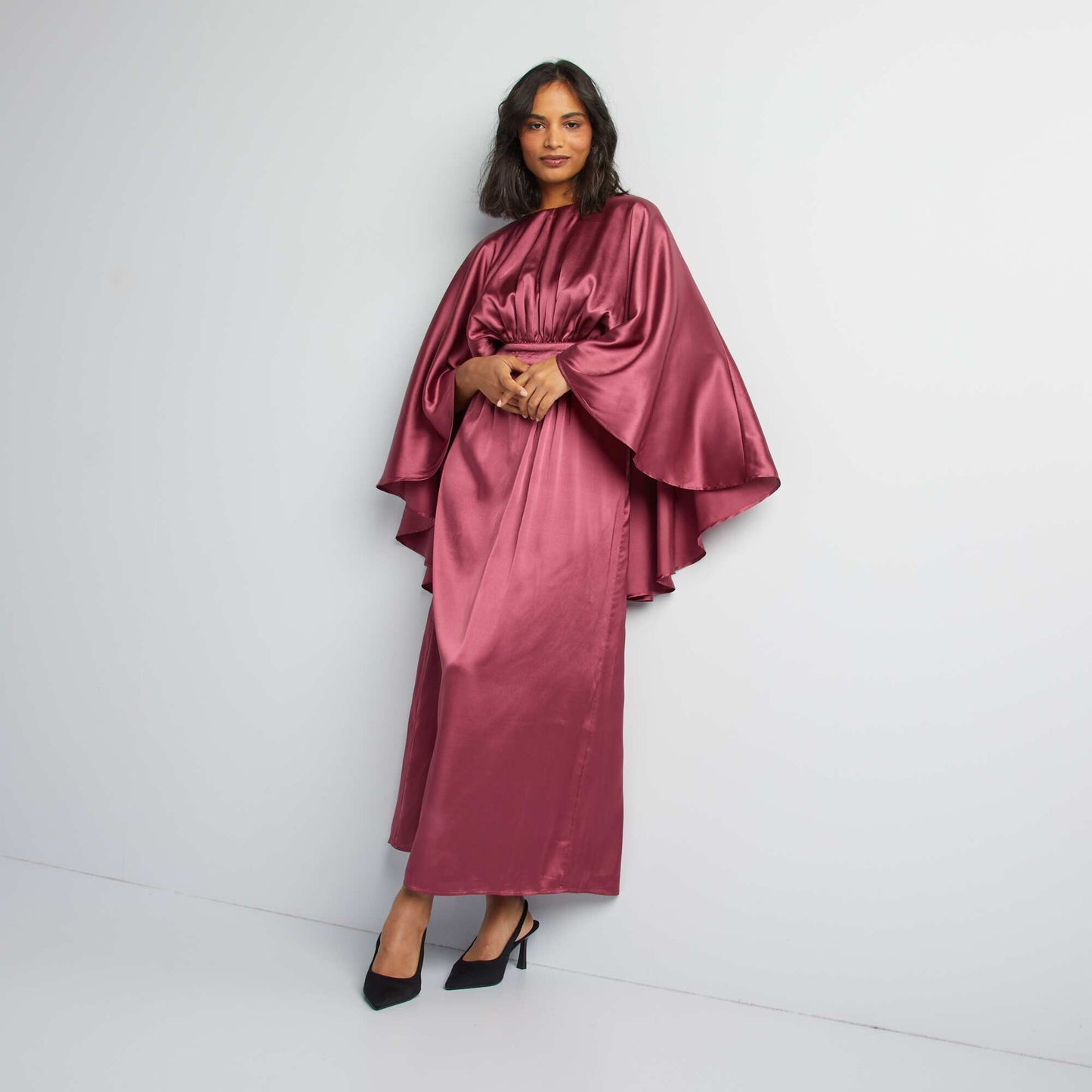 Long flowing dress with wide sleeves PINK