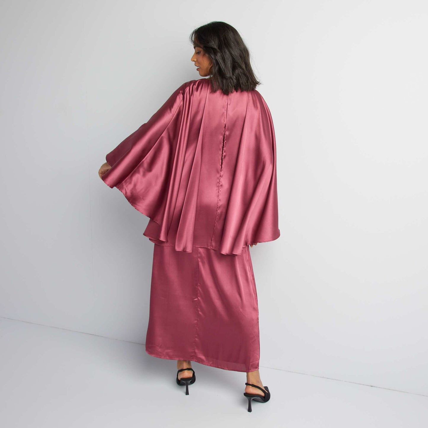 Long flowing dress with wide sleeves PINK