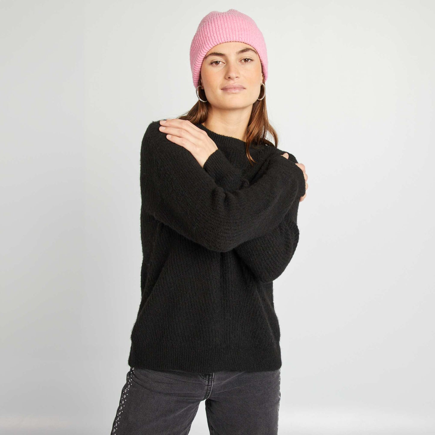 سترة أنيقة مضلعة أنيقة محبوكة باللون الأسود