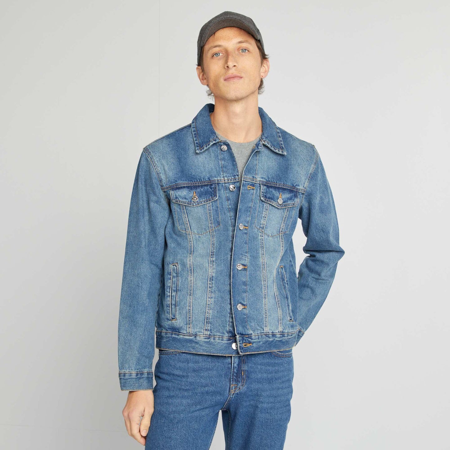 Buttoned denim jacket BLUE