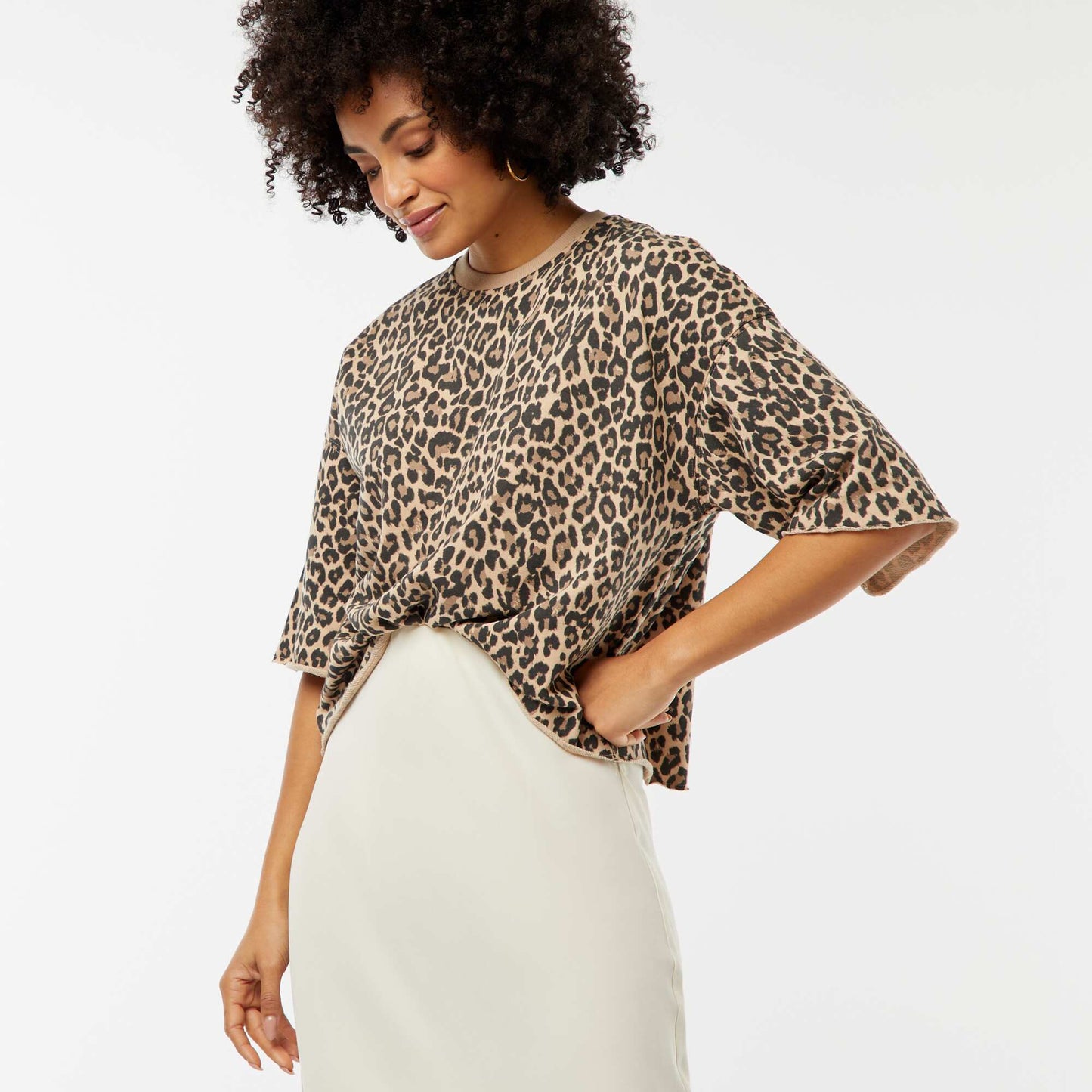 Short-sleeved loose-fitting sweatshirt BEIGE