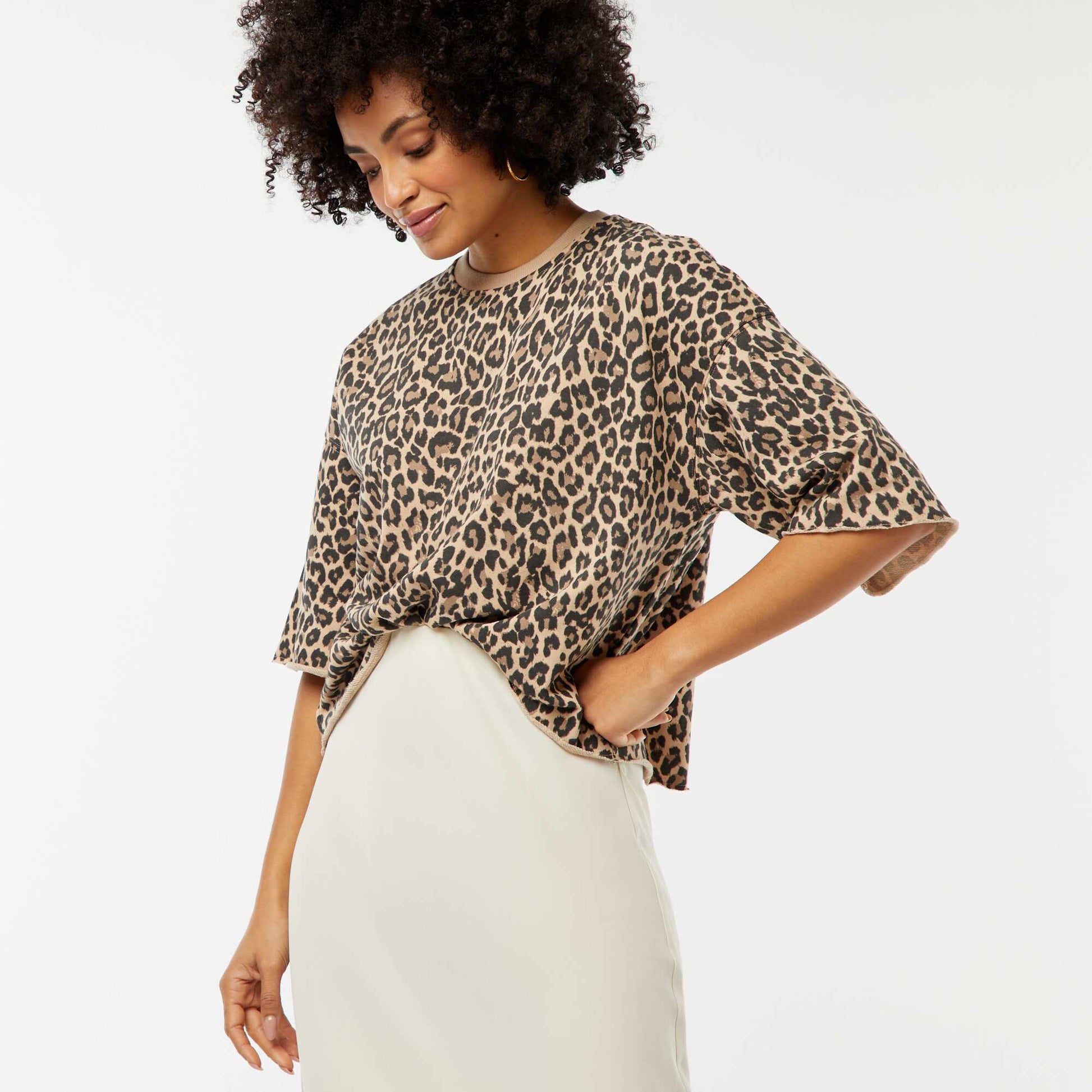 Short-sleeved loose-fitting sweatshirt BEIGE