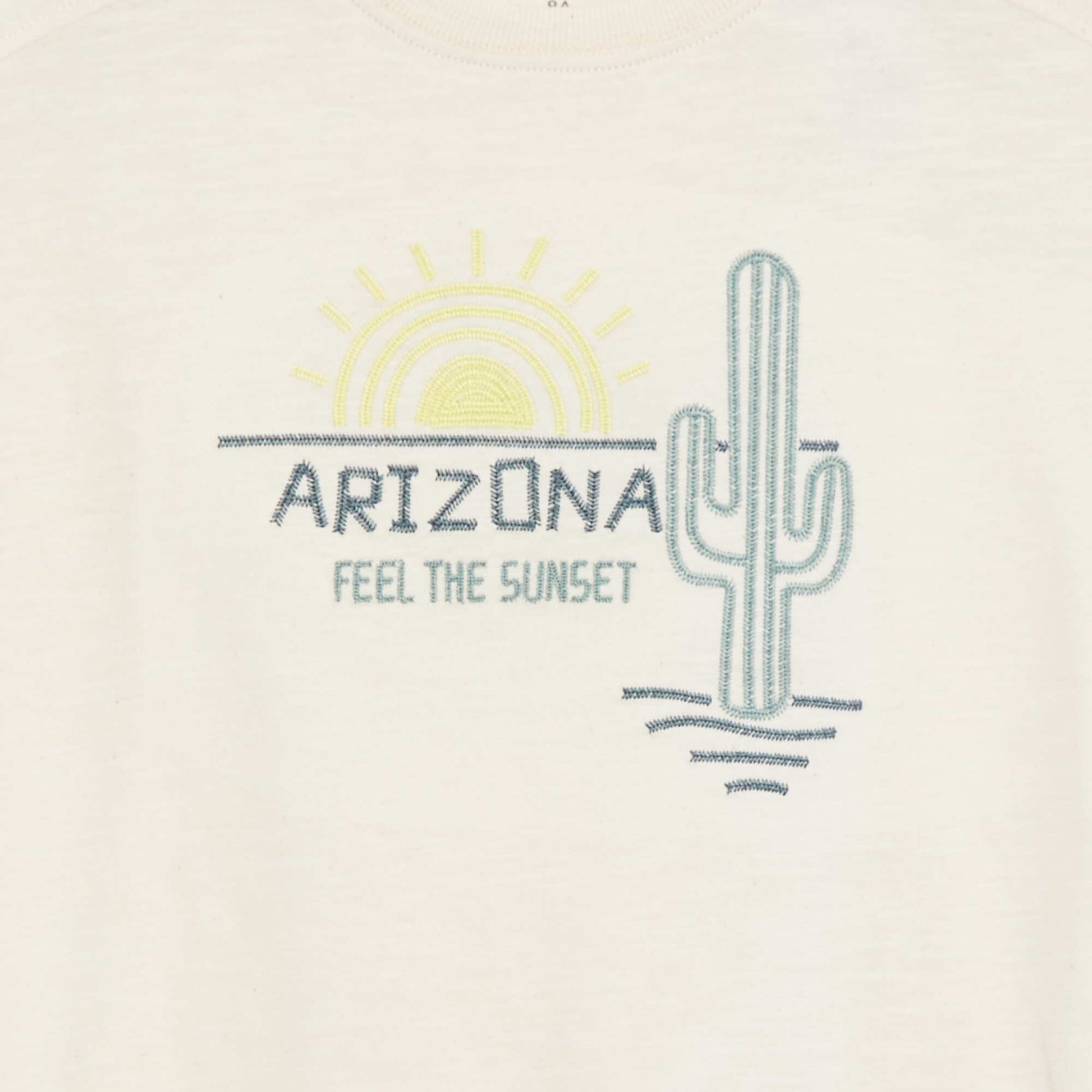 T-shirt with fancy seaming and embroidery BEIGE