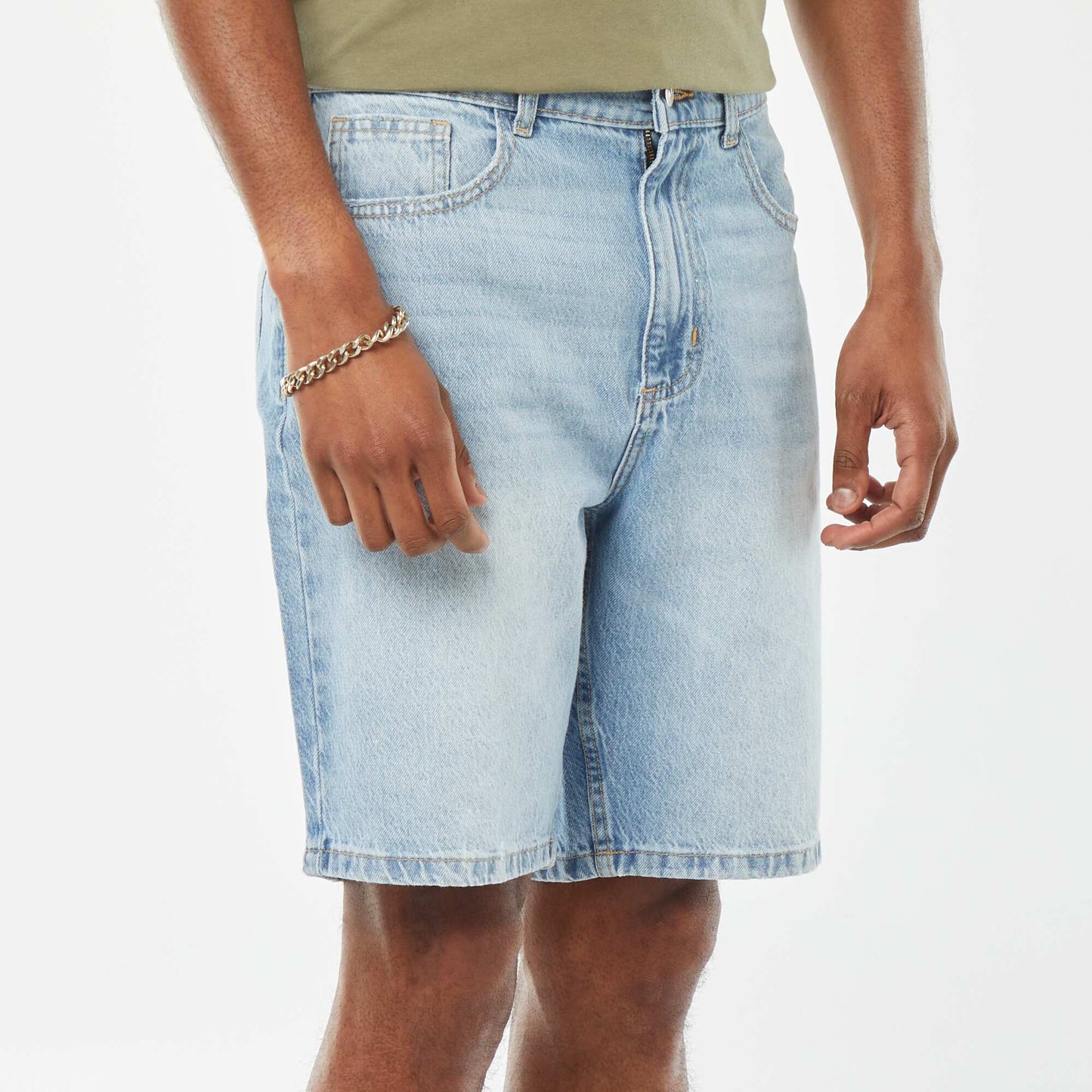 Straight-cut denim Bermuda shorts BLUE