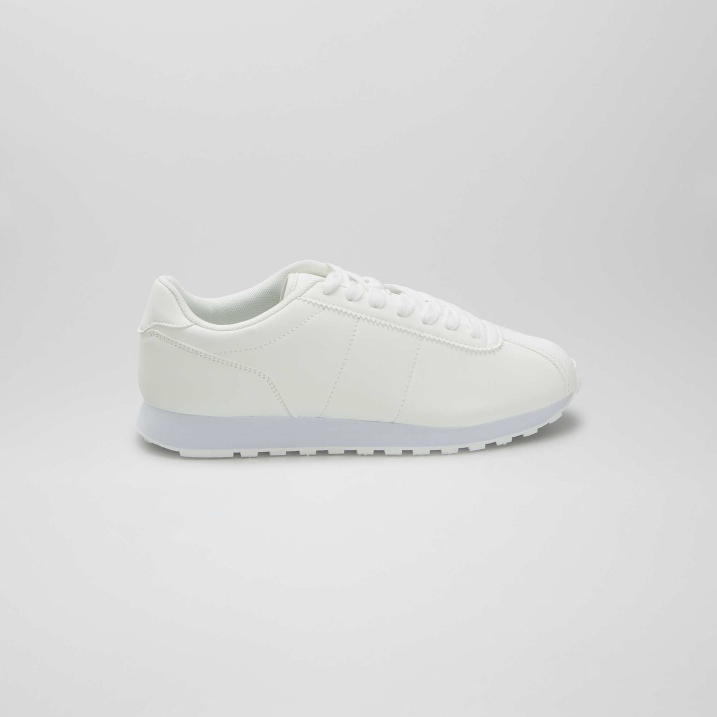 Low-top retro trainers WHITE