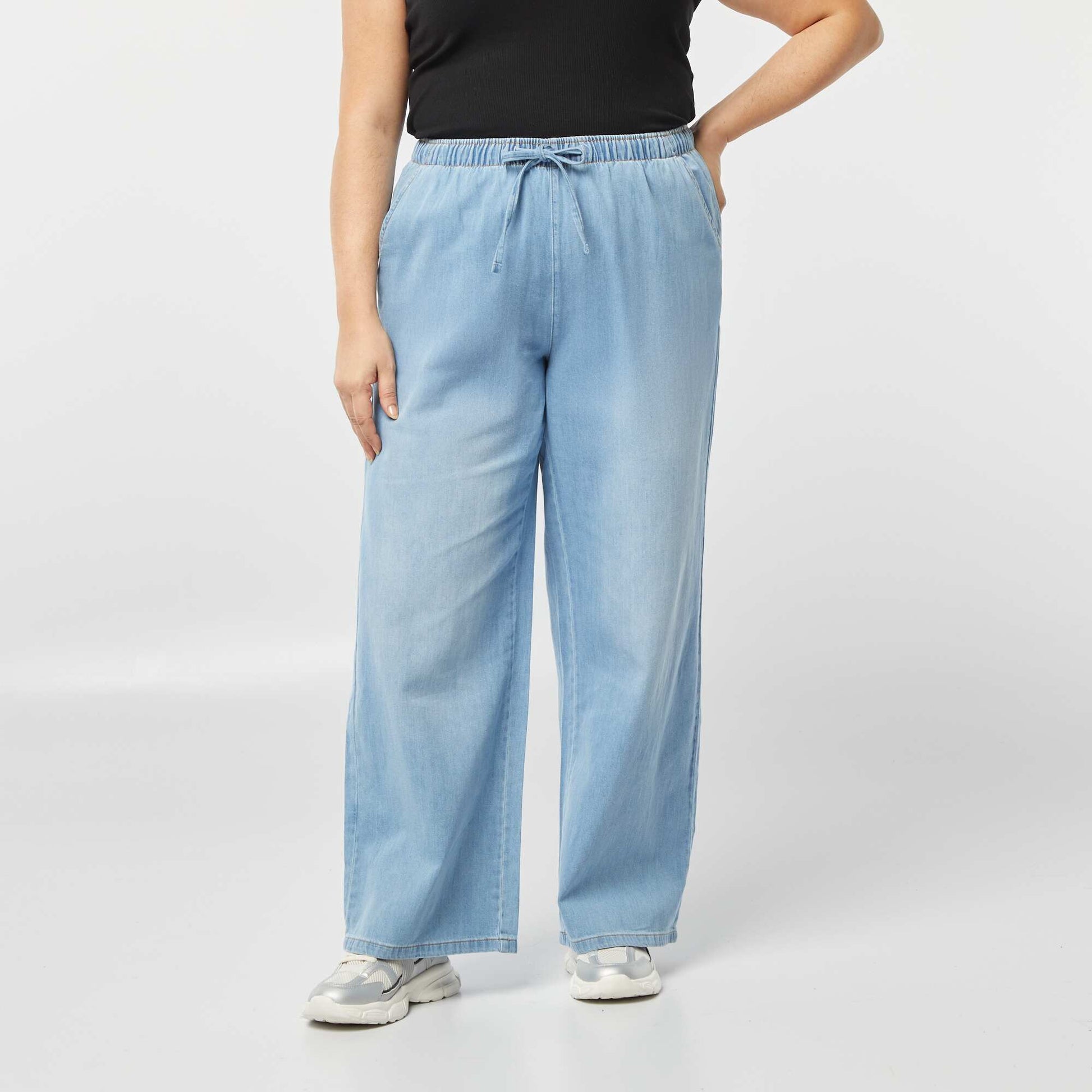 Wide-leg denim trousers with smocked waist BLUE