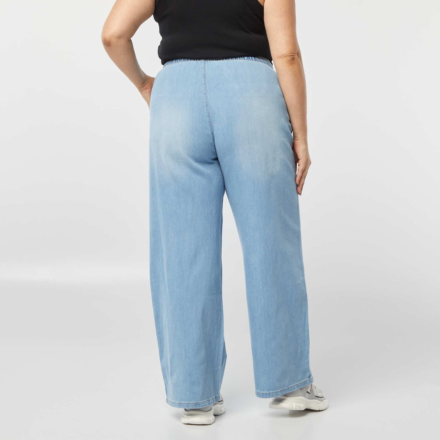 Wide-leg denim trousers with smocked waist BLUE