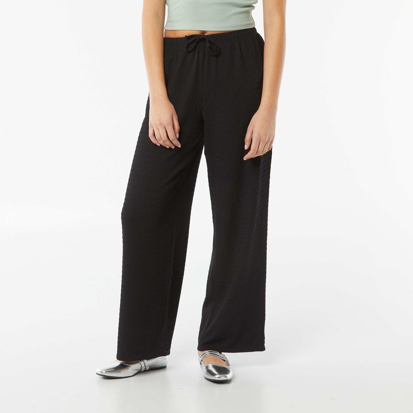 بنطلون كريب محبوك واسع الساقين أسود