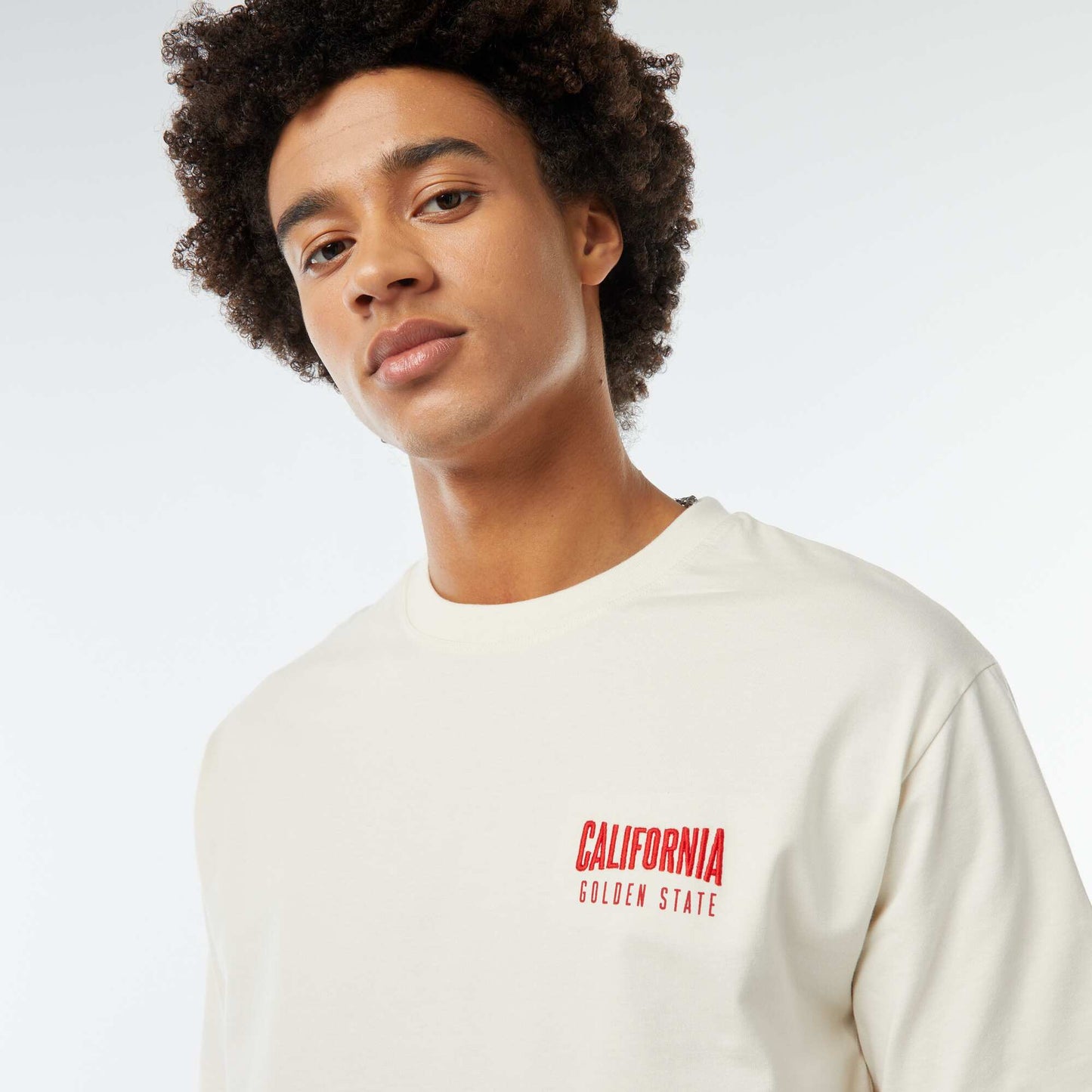 T-shirt with print on the chest BEIGE