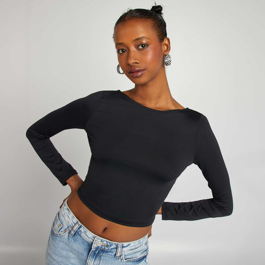 Crop top T-shirt with crossover back black