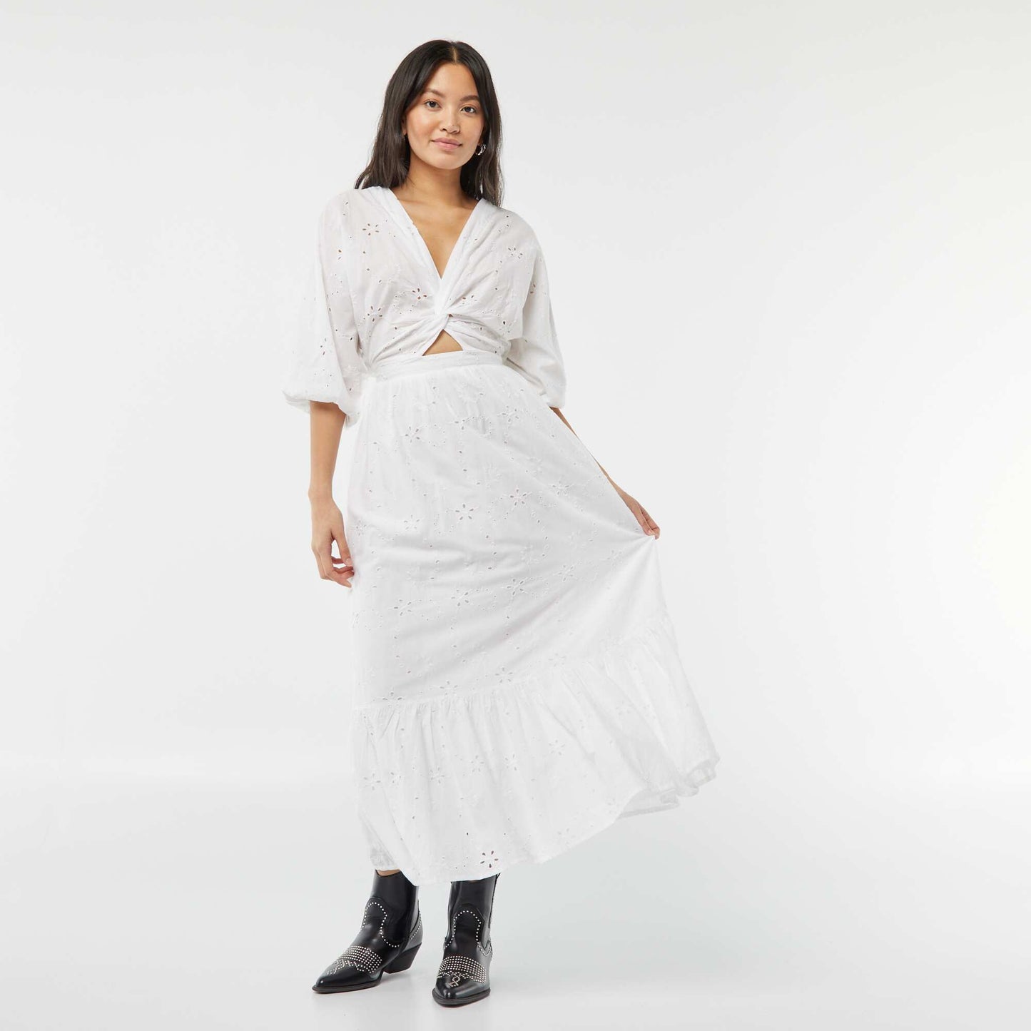 Long dress with broderie anglaise and ruffle at the hem WHITE