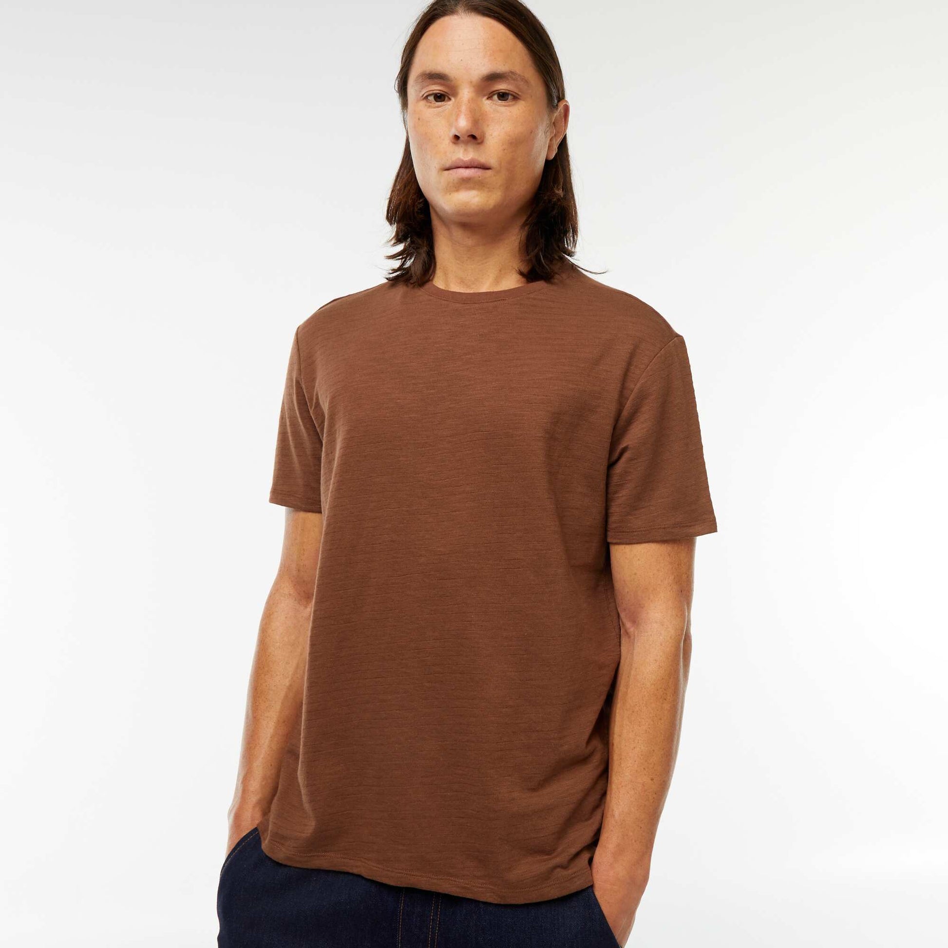 Short-sleeved textured knit T-shirt BROWN