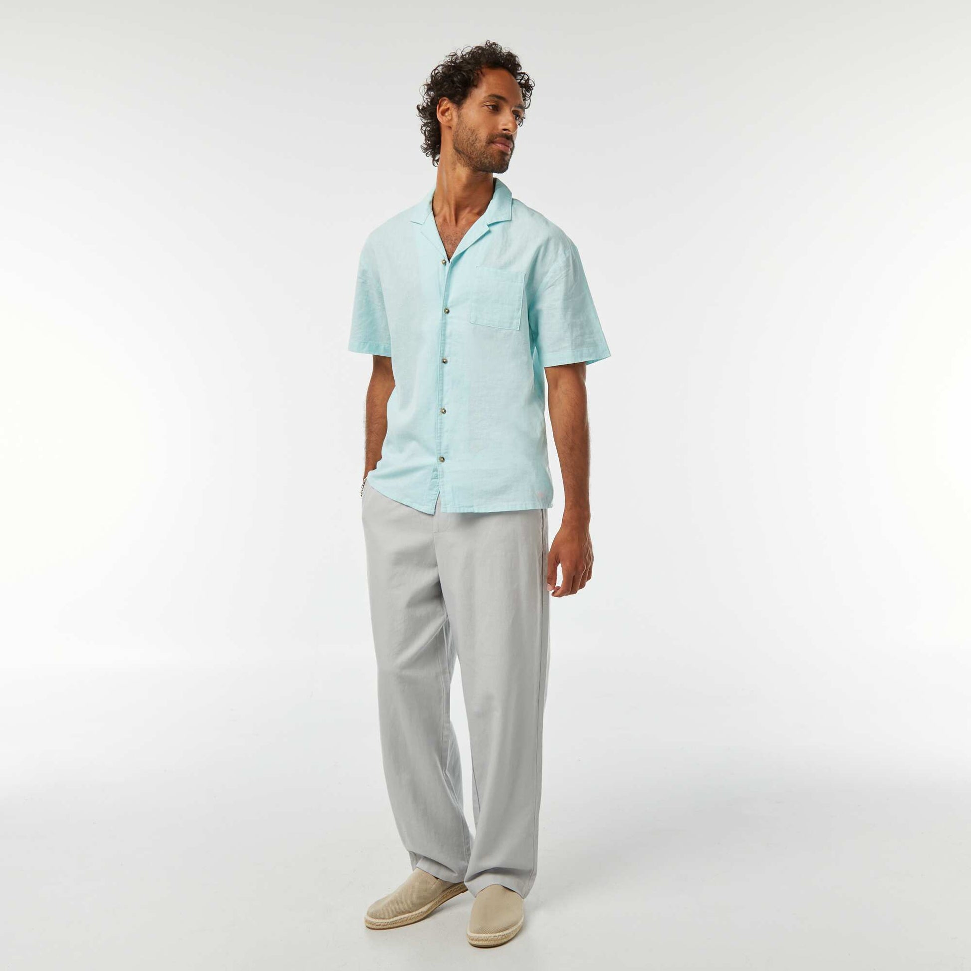 Short-sleeved shirt with breast pocket BLUE