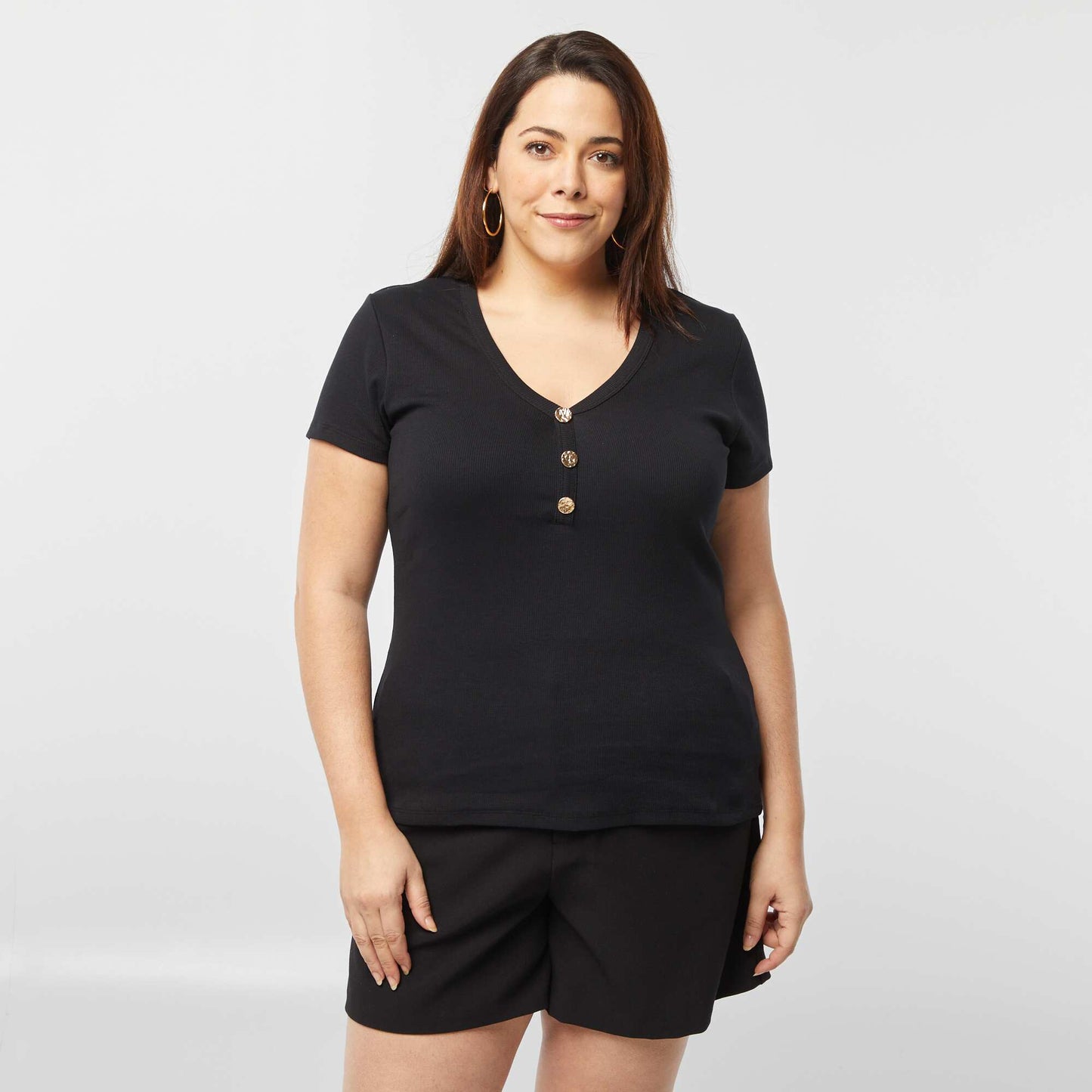 Ribbed T-shirt with buttoned neck BLACK