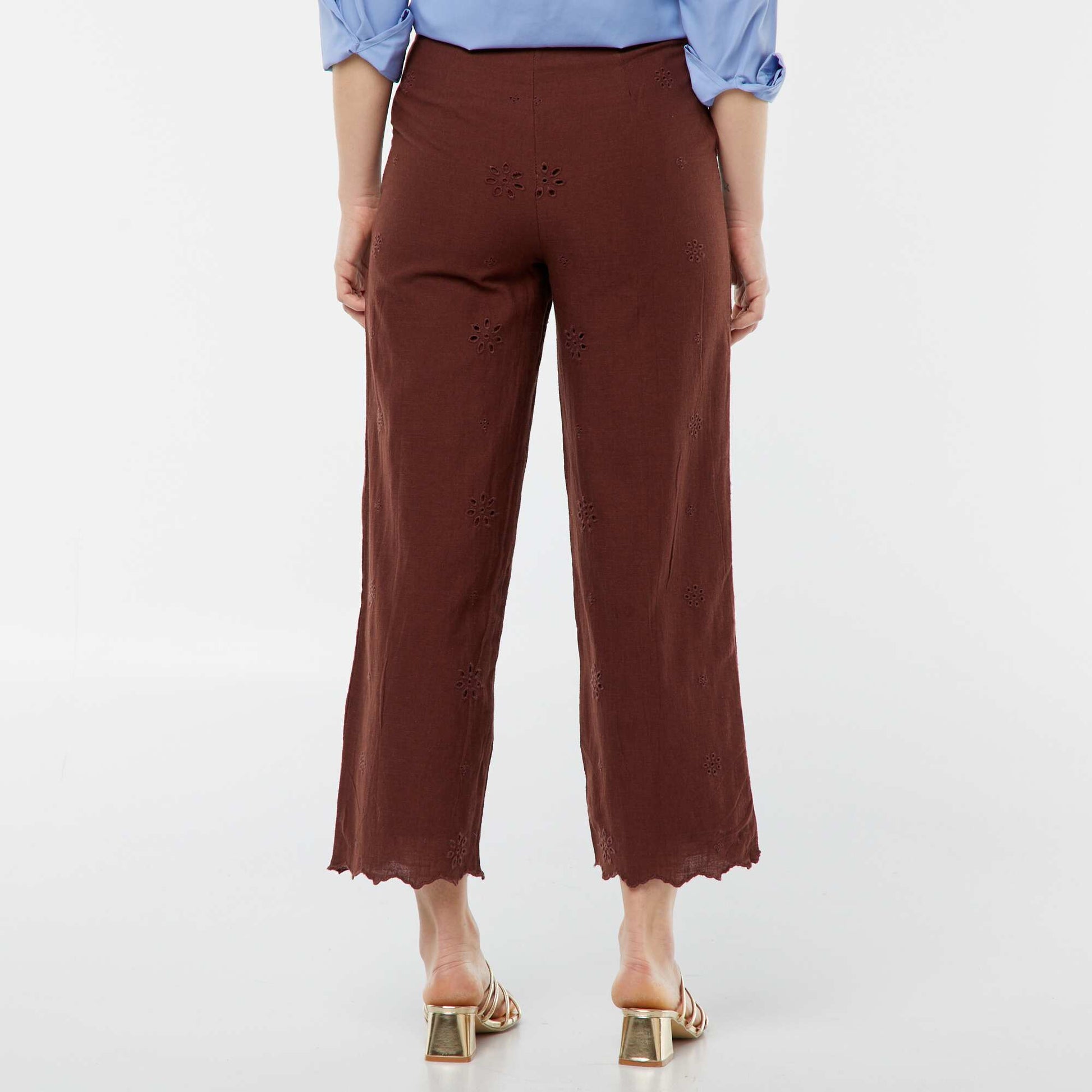 Wide-leg trousers with broderie anglaise BROWN