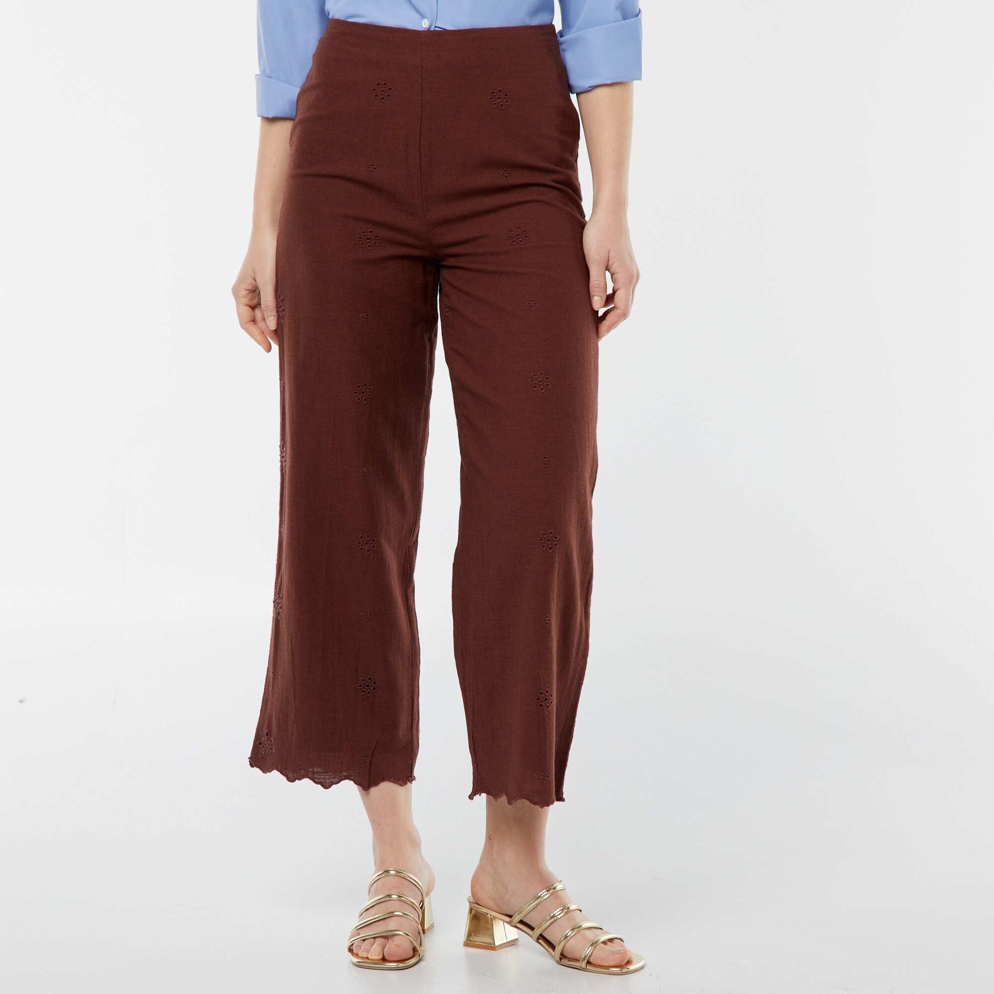 Wide-leg trousers with broderie anglaise BROWN
