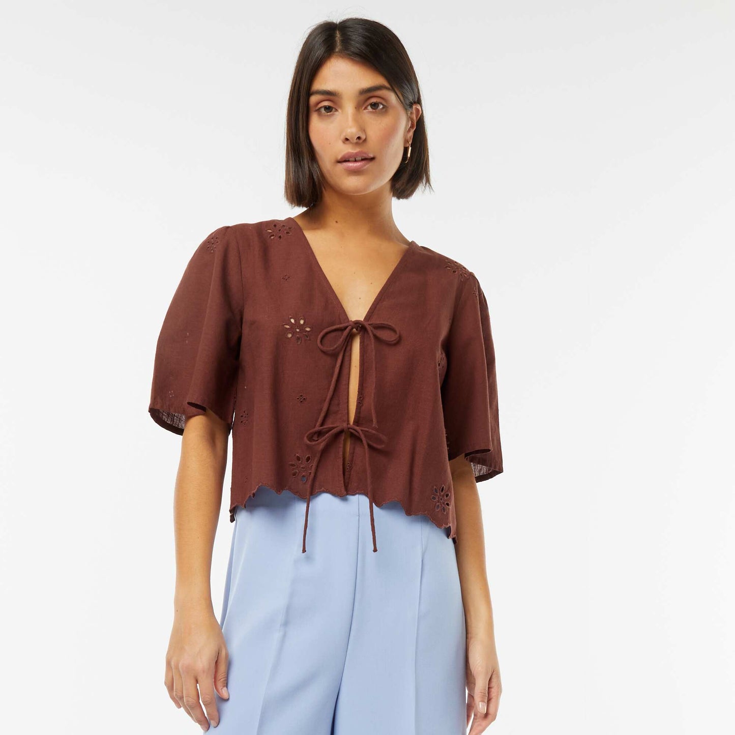 Blouse with ties and 3/4 length sleeves BROWN