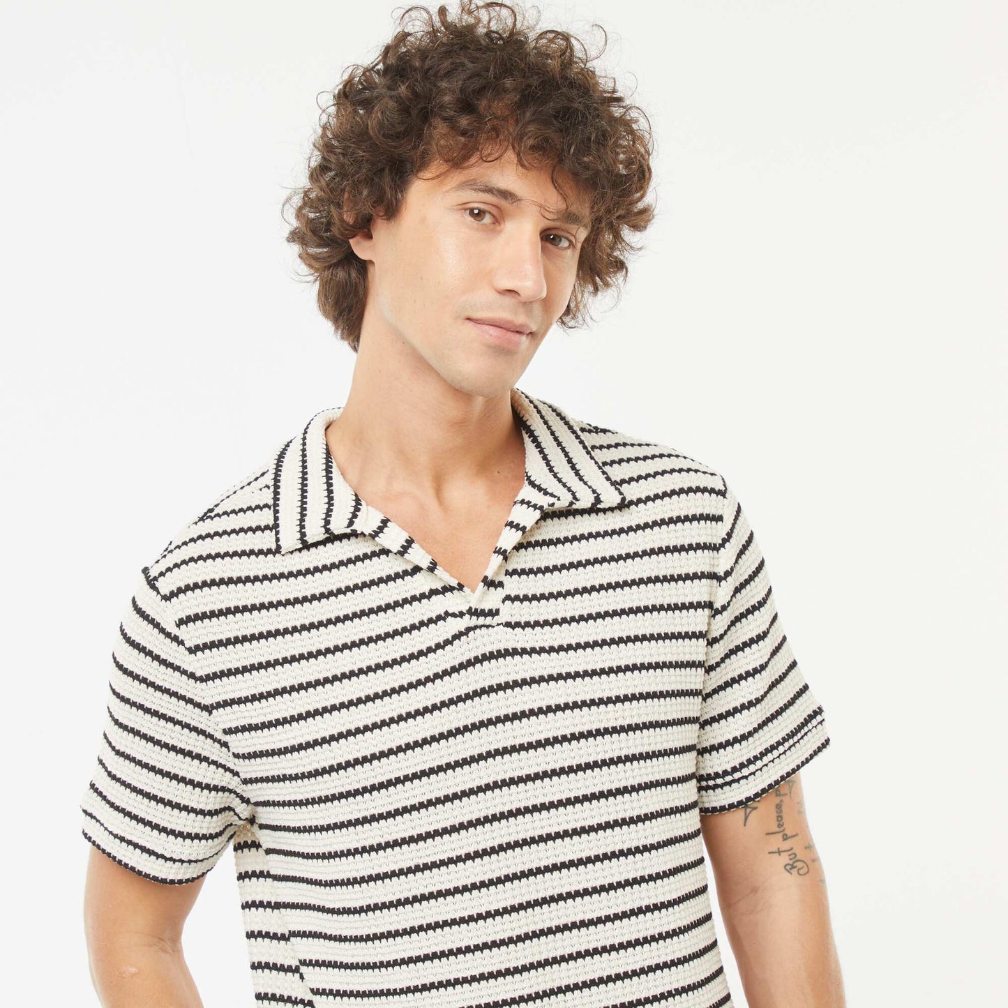 Short-sleeved fancy openwork knit fabric polo shirt BLACK