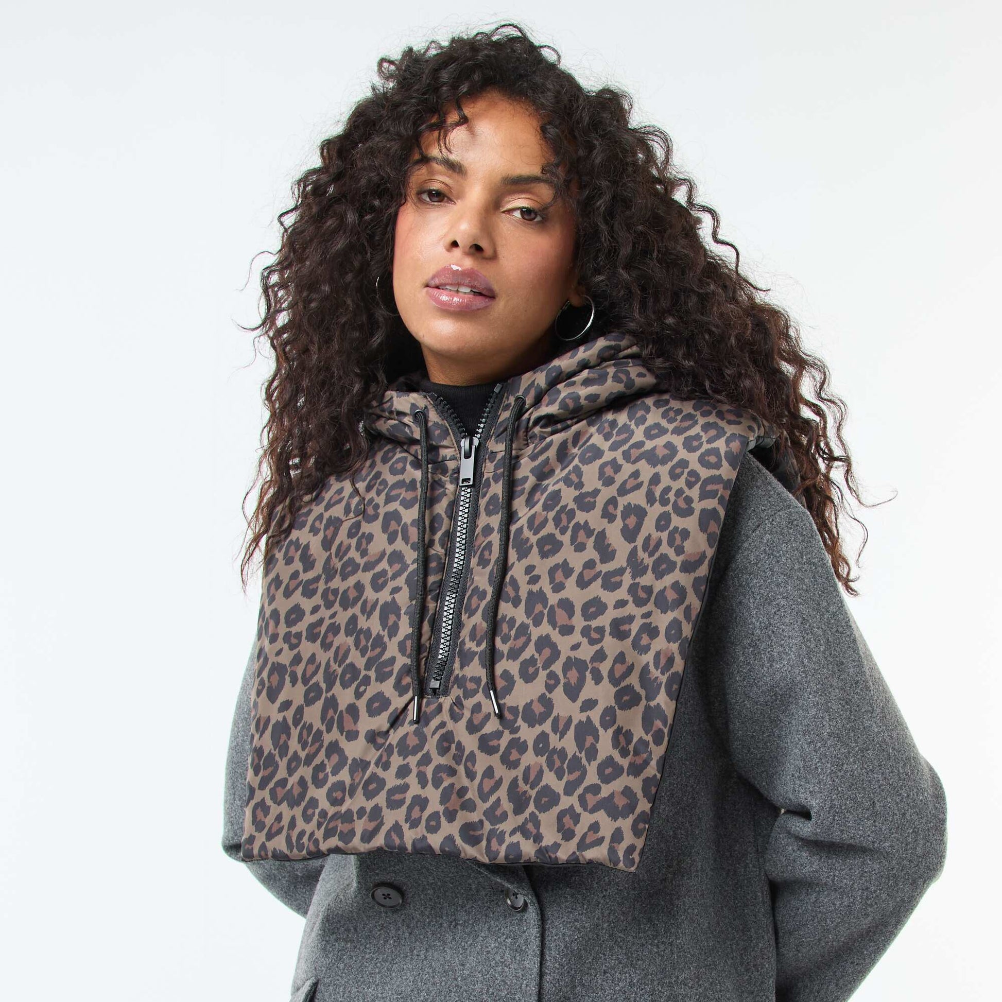 Zipped Neck Warmer with Hood BROWN